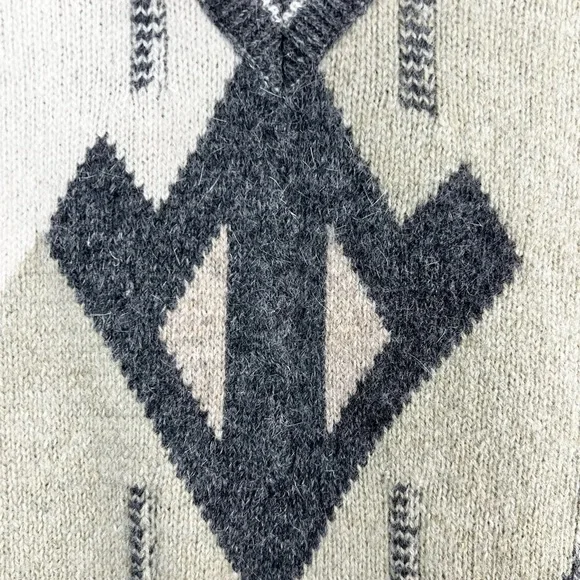 Vintage 80s oversized boxy wooly abstract argyle v neck pull over grandpa vest - Picture 10 of 12